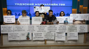 Т.Хаш-Иш: Данс нь хаагдсан компаниар дахин барилга бариулна гээд биднийг залилж байна